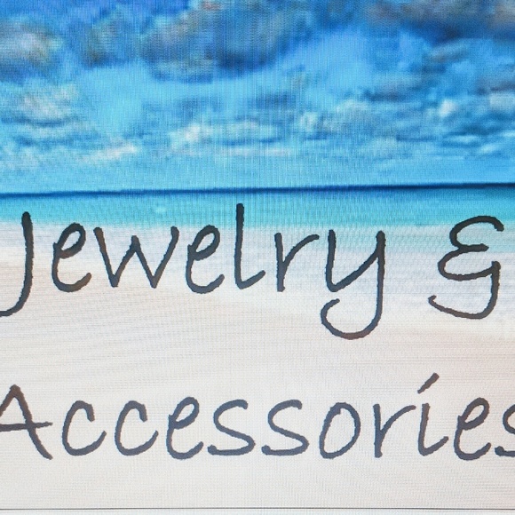 Jewelry and accessories - Picture 1 of 1